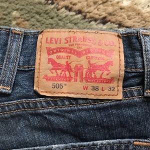 Levi’s 505 men’s straight leg jeans, NEW